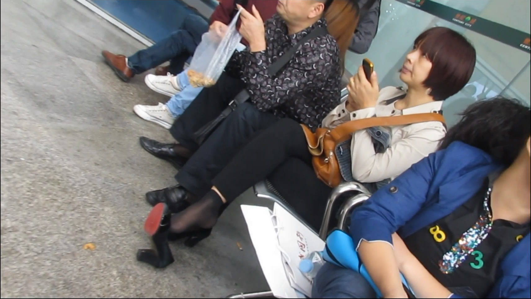 streetsnapshoep[00 01 34][20181209 215719 2]